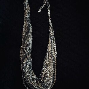 Express chain tri color necklace